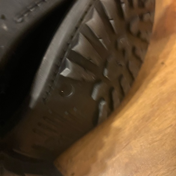 La Canadienna Italy leather isolated boots (calf and regular leather)size7 - Picture 6 of 12